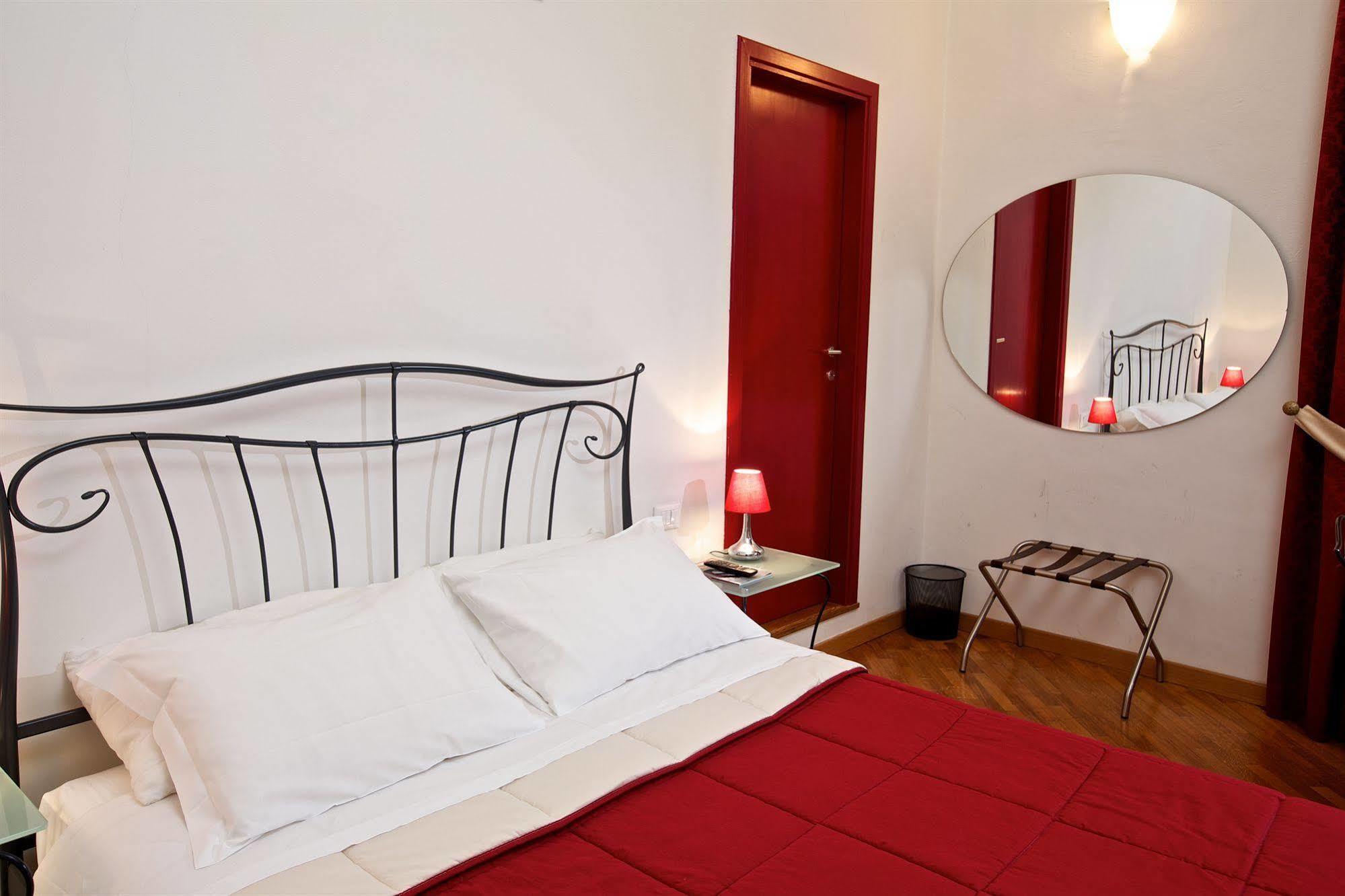 Frühstückspension La Locandiera 3*